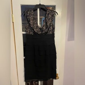 Scarlett nite black and dark champagne cocktail dress size 6